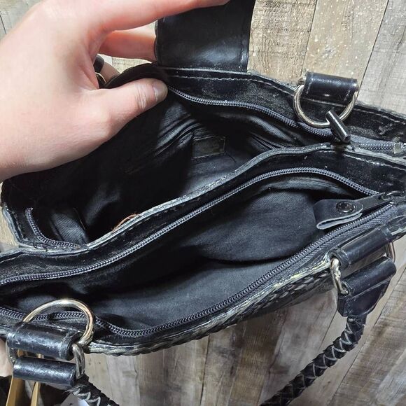 MC Marc Chantal Black Leather Vintage Concho Shoulder Bag Purse - Picture 6 of 6